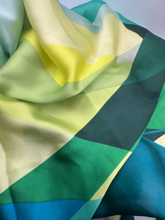 Akarui Natsu printed scarf