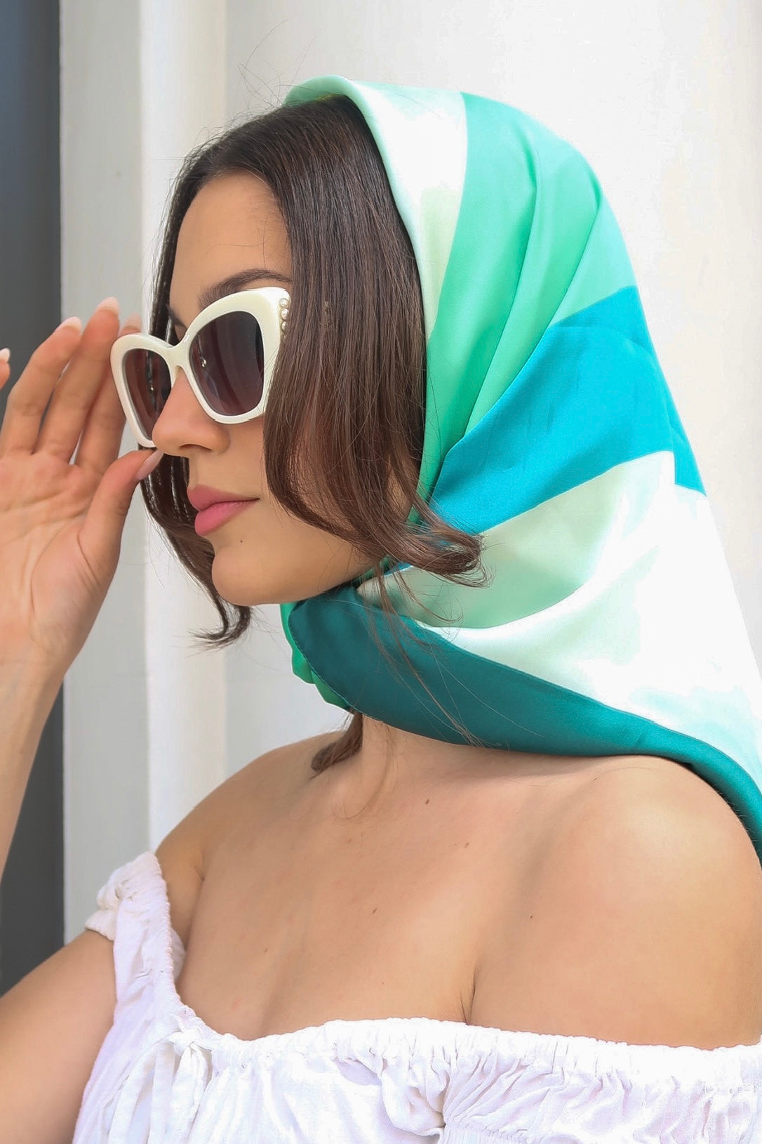 Akarui Natsu printed scarf